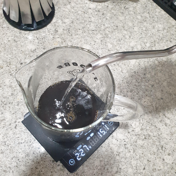 다이소 드리퍼: 추출 속도 조절 가능한 드리퍼 리뷰 및 레시피_가수