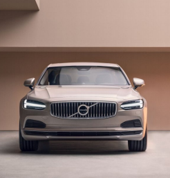 볼보 S90 플러그인 하이브리드 가격과 트림별 차이: 2024년 최신 정보