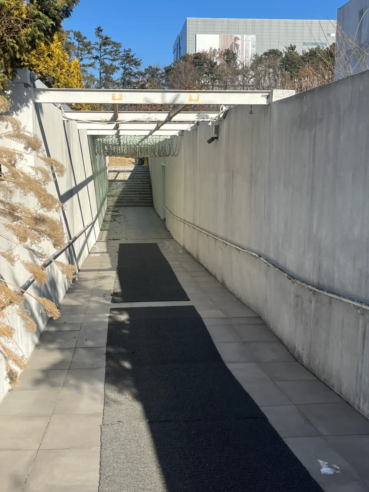 비트카페-별빛정원우주점-입구앞