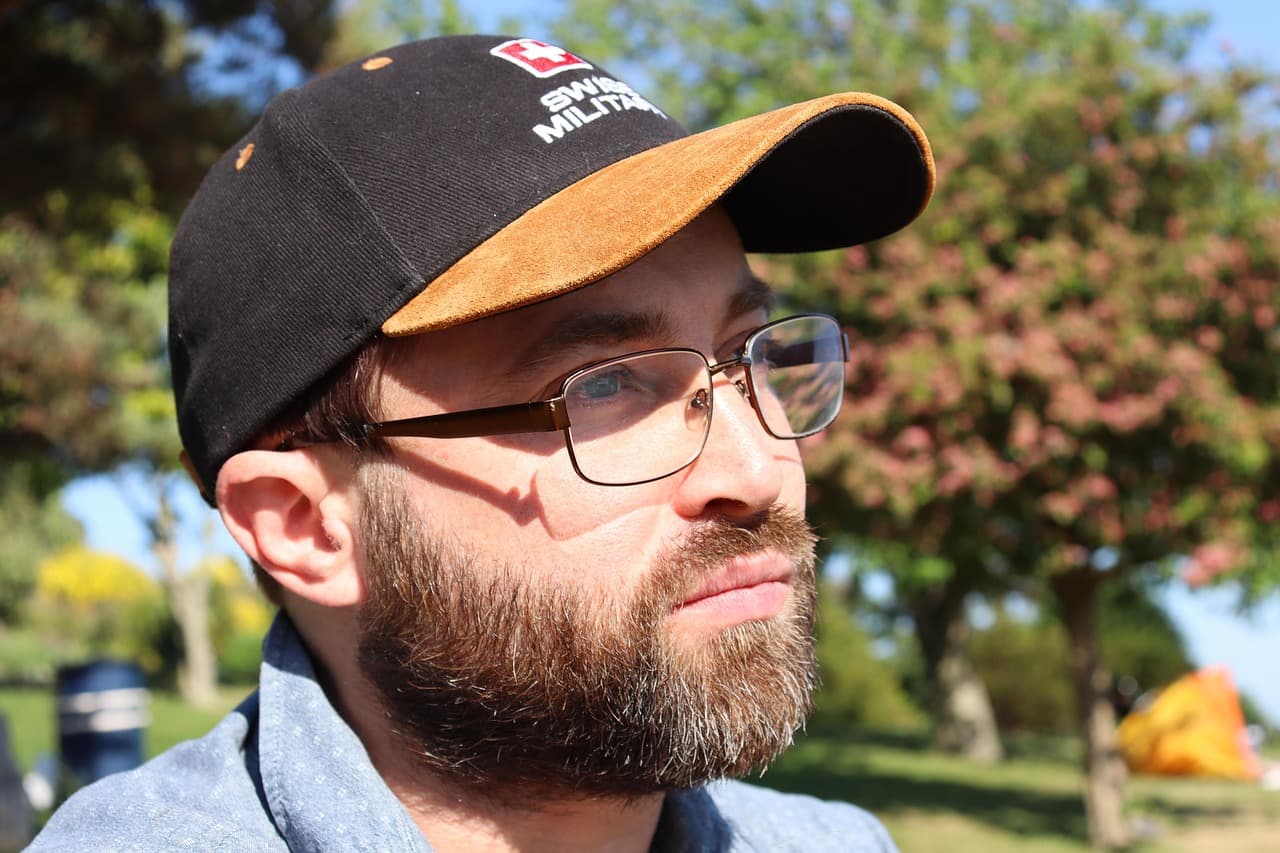 노안과 백내장의 차이&amp;#44; 중장년층이 꼭 알아야 할 눈 건강 구분법