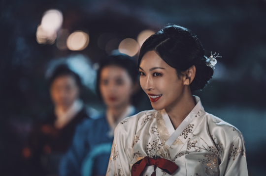 The Tale of the Nine Tailed 1938 Drama Scene