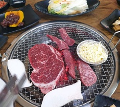 밀양소고기전문점