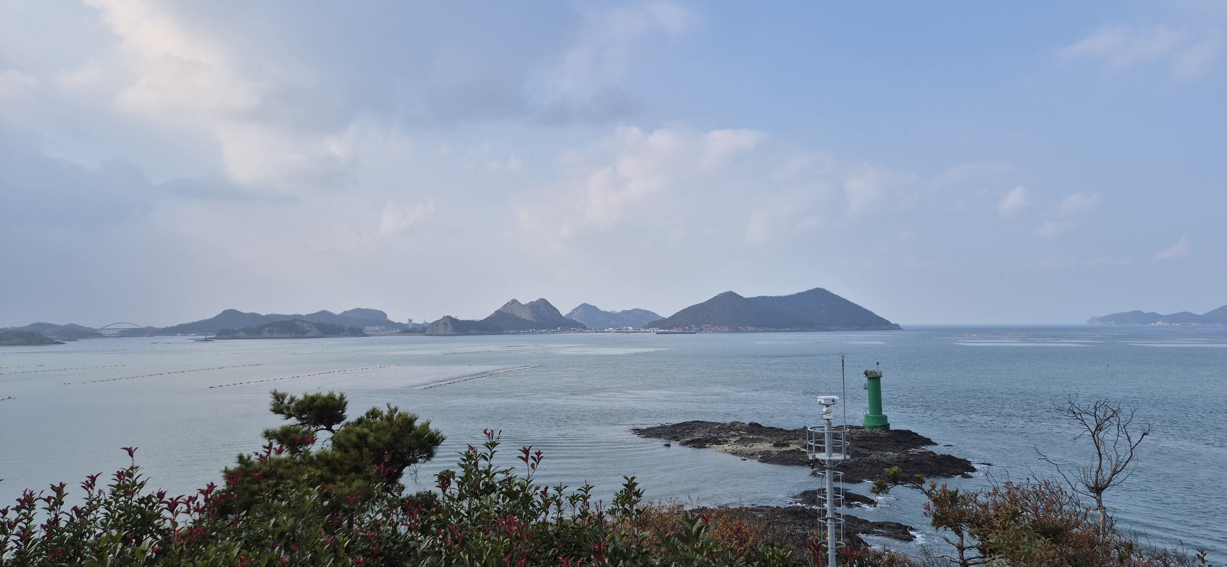 태양전망대에서 바라본 바다사진
