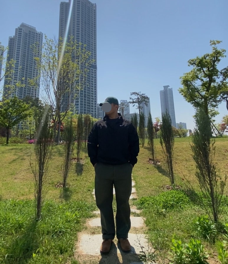 데일리룩('26. 4. 25.)브이투 VTWO 스톤워싱 빈티지 볼캡, 나이키 스투시 나투시 아노락, 무신사스탠다드 레플리카 퍼티그 팬츠, 레드윙 아이언레인저 호손뮬스키너 스웨이드