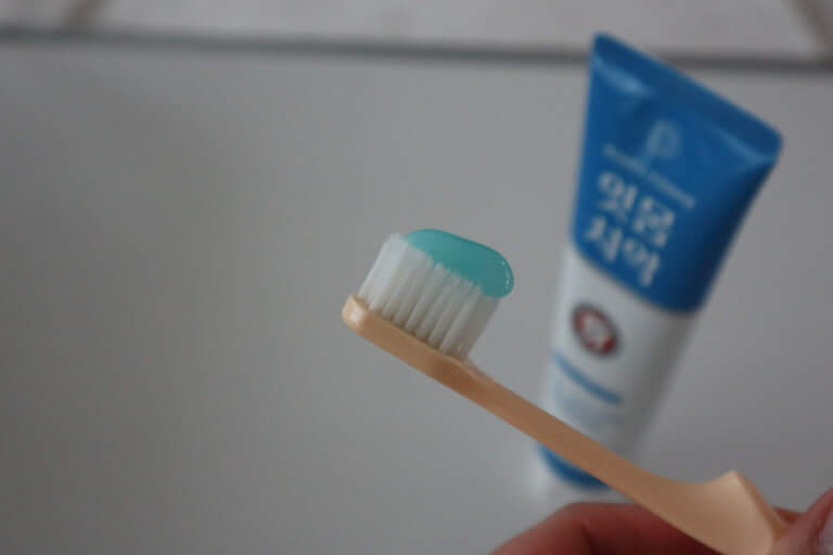 치약의 적정량은 얼마일까? 치약의 성분은 무엇이지? 구강내 질병별 치약의 선택은?