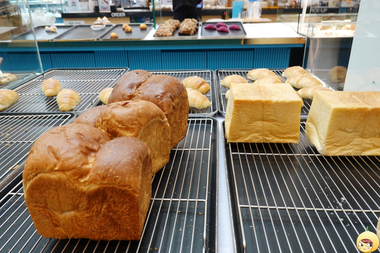 통밀무화과식빵 &amp; 순수밀크식빵