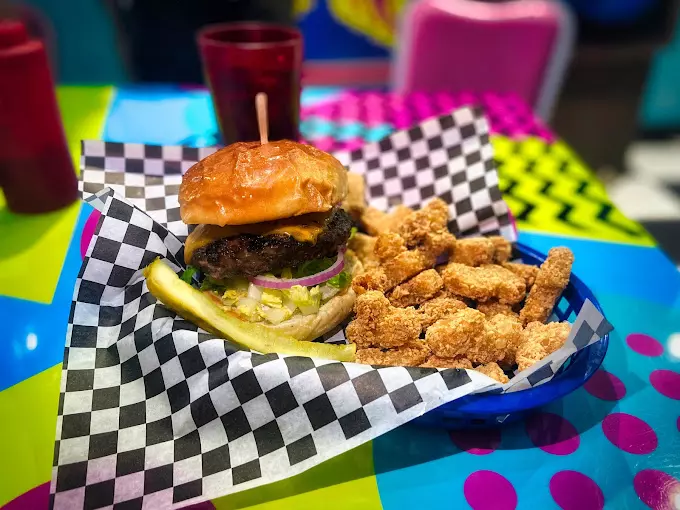 Back to the 80&amp;#39;s Cafe