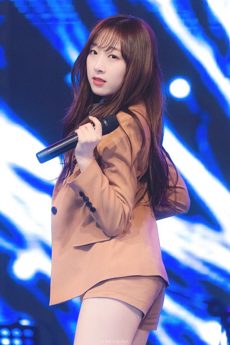 우주소녀 수빈 인스타그램 사진 몸매 얼굴 화보 움짤 트위터 고화질