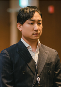 놀아주는 여자 등장인물
