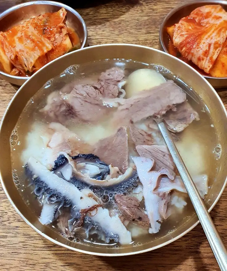 전참시 전지적참견시점 이영자 직접 끓인 보리차 청담부부 정우성 이정재 웃게한 디저트 맛집 80년 노포 방짜유기 한우 곰탕, 수육 여의도 국회의사당역 곰탕집 맛집 소개