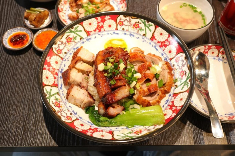 강남의 동남아 맛집 '원 디그리 노스'