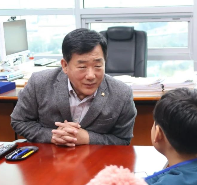 박성민 국회의원