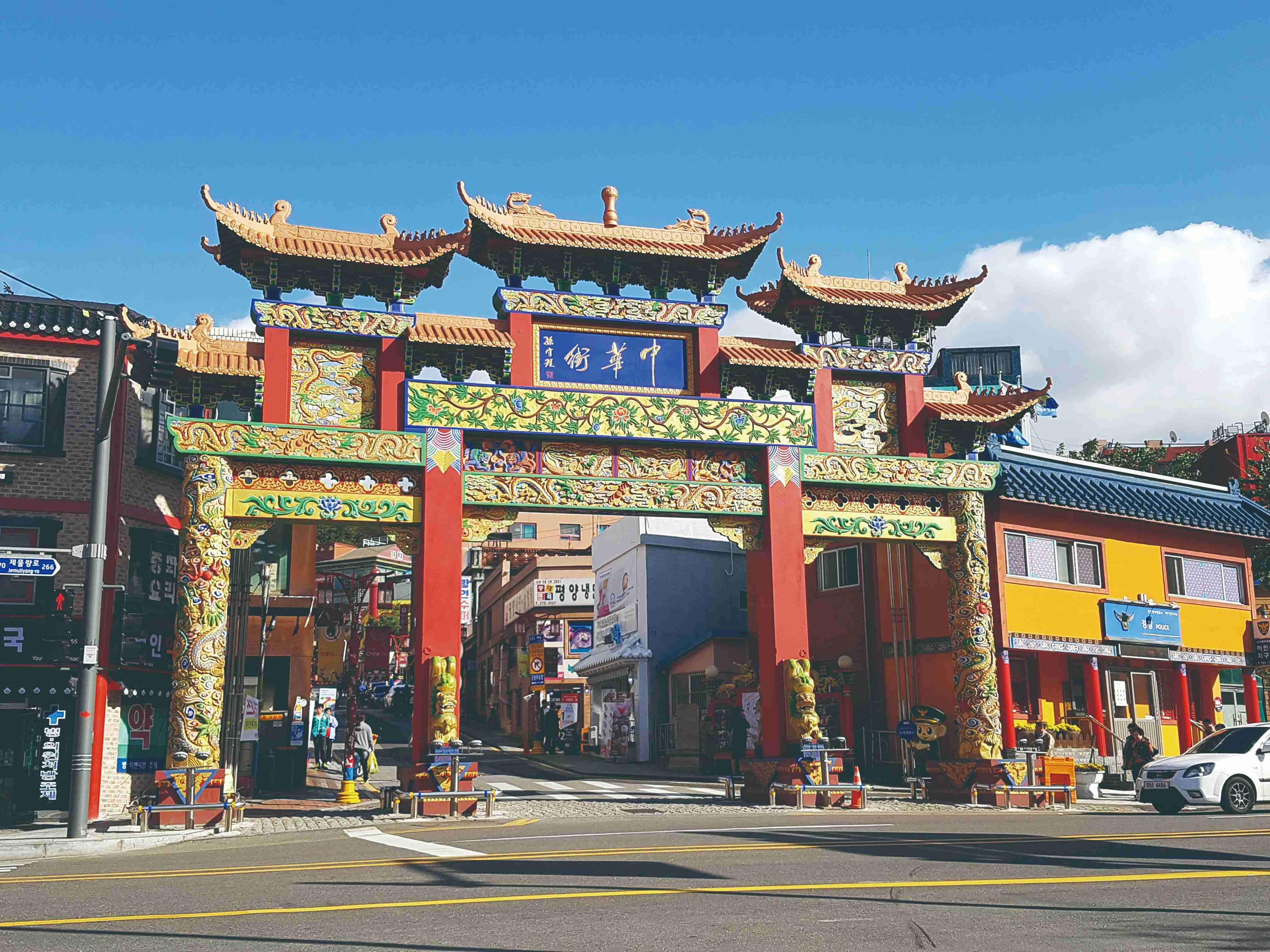 차이나타운 패루(牌樓) &ndash; 상징적인 입구