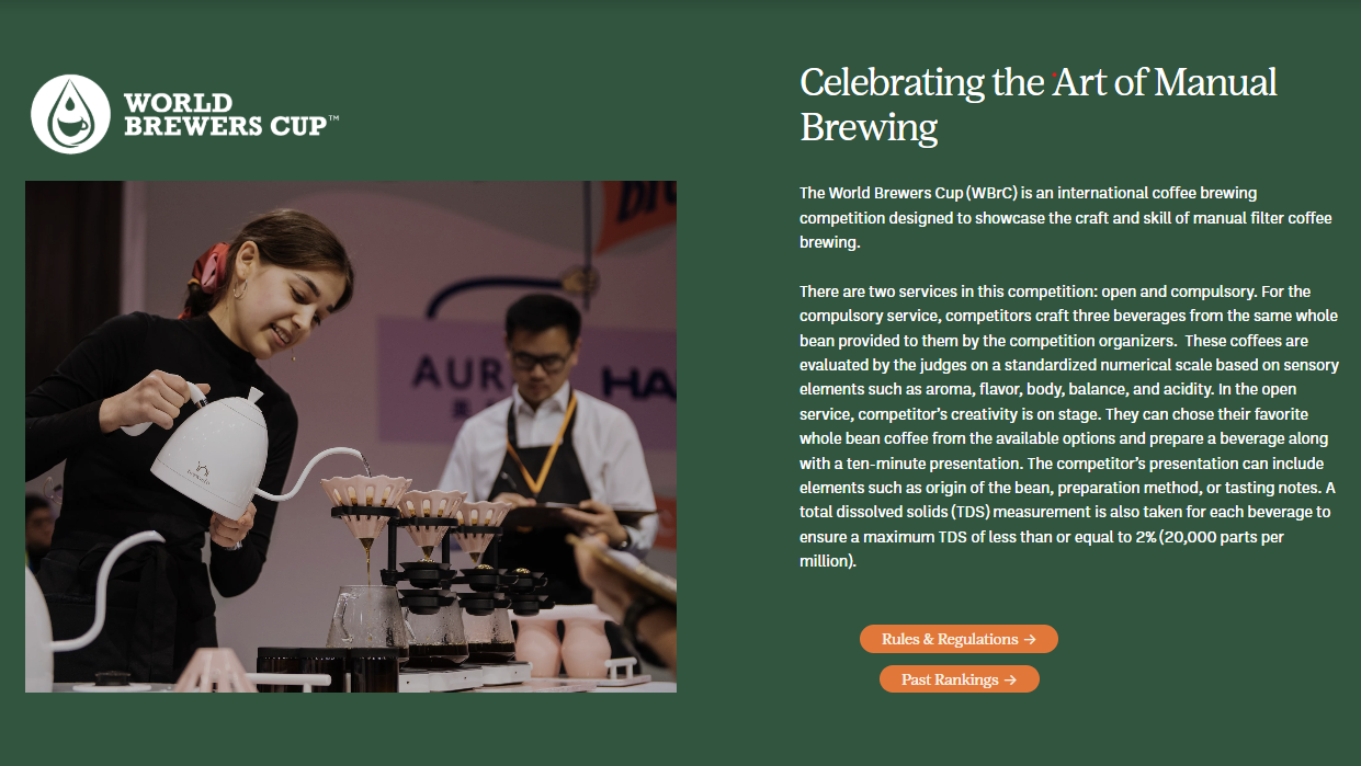 월드 브루어스컵 홈페이지 속 이미지. 대회 중인 여자 바리스타와 이를 심사하는 남자의 모습