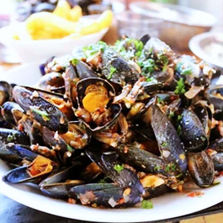 생활의달인 대만식 볶음밥 & 홍콩식 홍합볶음 달인 불향 가득 비법 고추가루 양념장 신촌 중식당 은둔식달 오늘 방송 맛집 정보