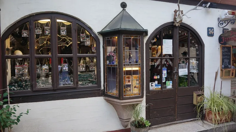 수공예인 광장 쇼핑상가