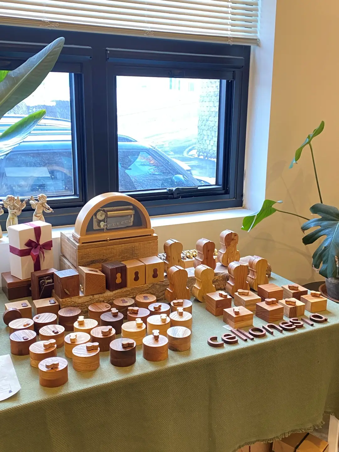 첼로네시아-목공-소품-판매1