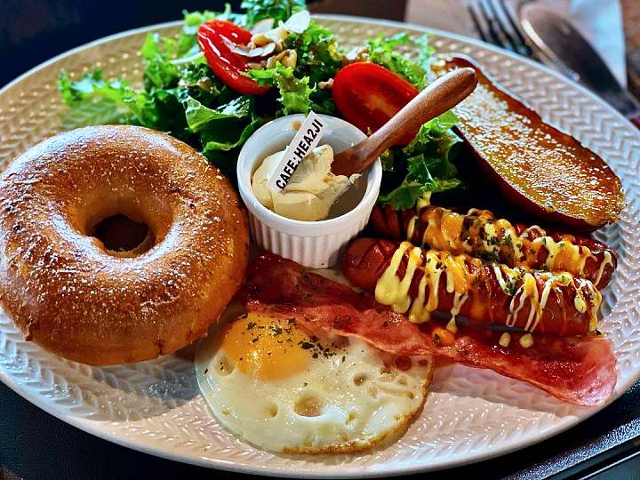 토요일은 밥이좋아 예산 윤봉길기념관 메타세콰이어길 오픈 샌드위치 맛집 그릭요거트 생과일 콘치즈 소시지 잠봉뵈르 예산10미 현지인 추천 토밥 좋아 방송정보