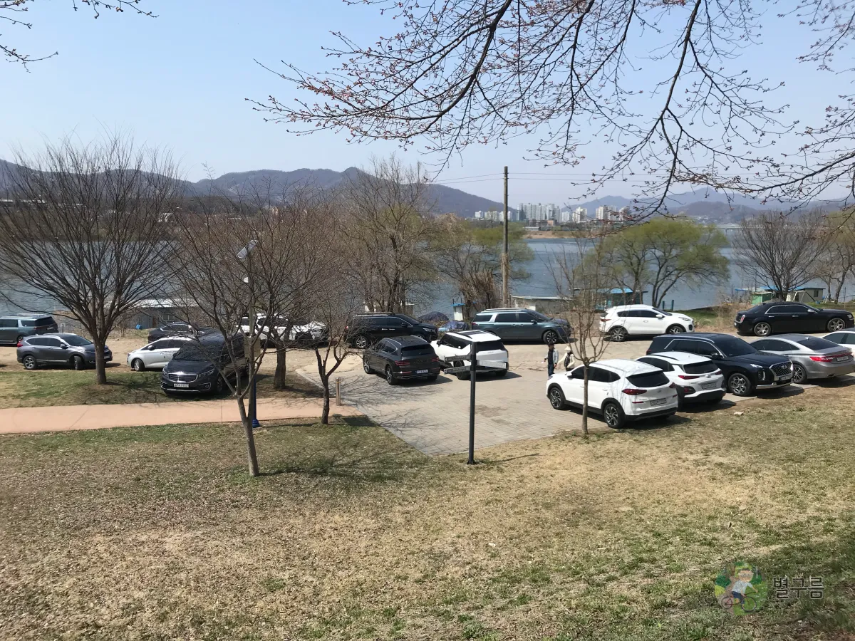 갈산공원-강변-주차장