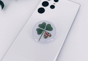 레진 아트 작품 판매- 네잎클로버 스마트 톡 만들기