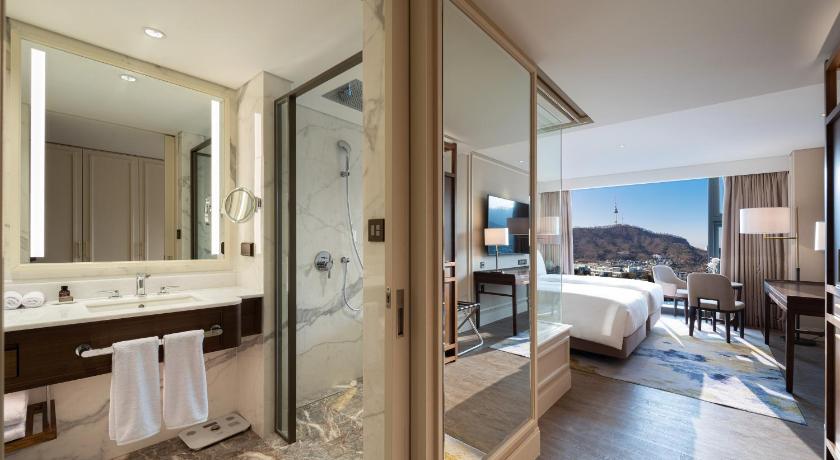 풀만 호텔 프로모션 - 디럭스 룸, 해피아워, 어반 이스케이프 2인 289,000원 (kkday 1만원 쿠폰)