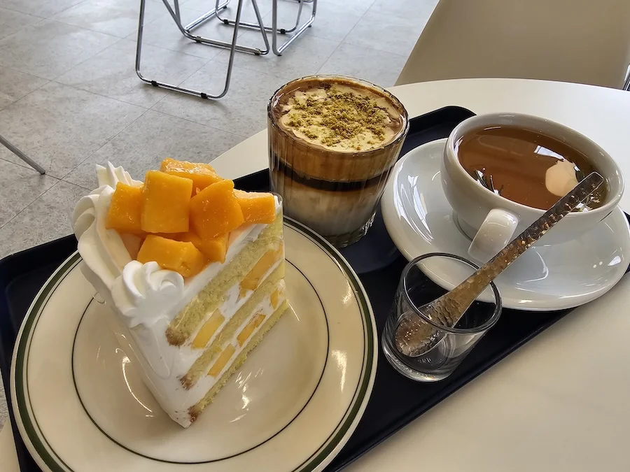 영종도 카페 추천 퍼플 스왈로우 데이트 코스 케이크 맛집