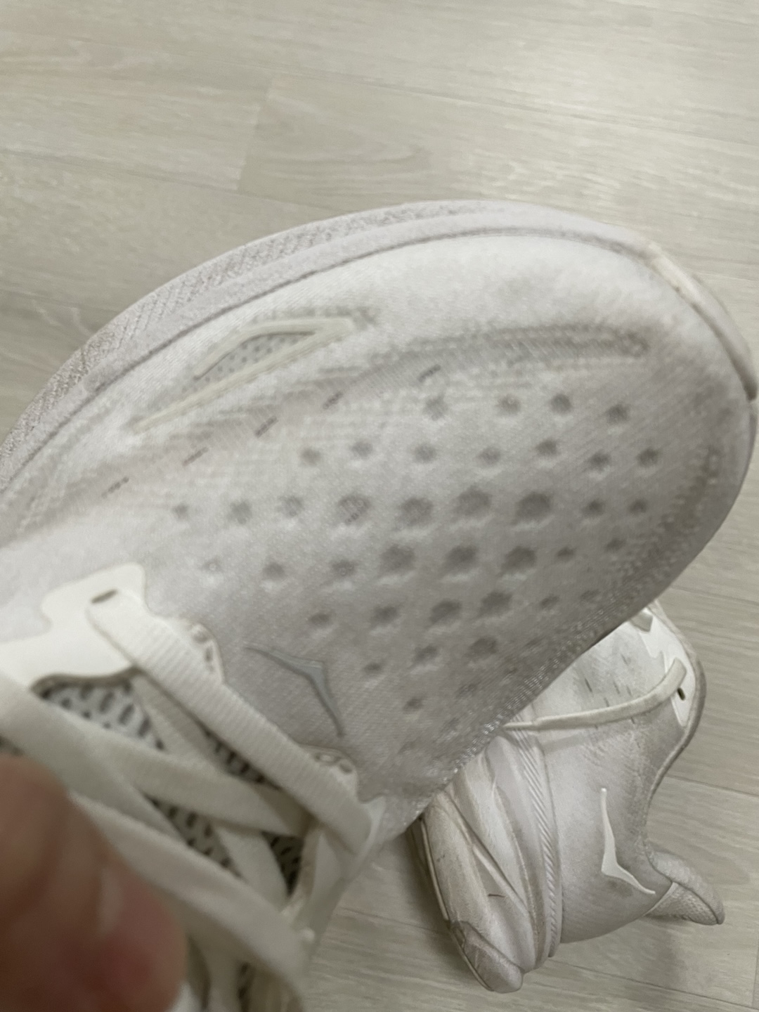 호카 클리프톤 9 실착 리뷰 &amp;#124; 러너들에게 인기 있는 호카런닝화 분석