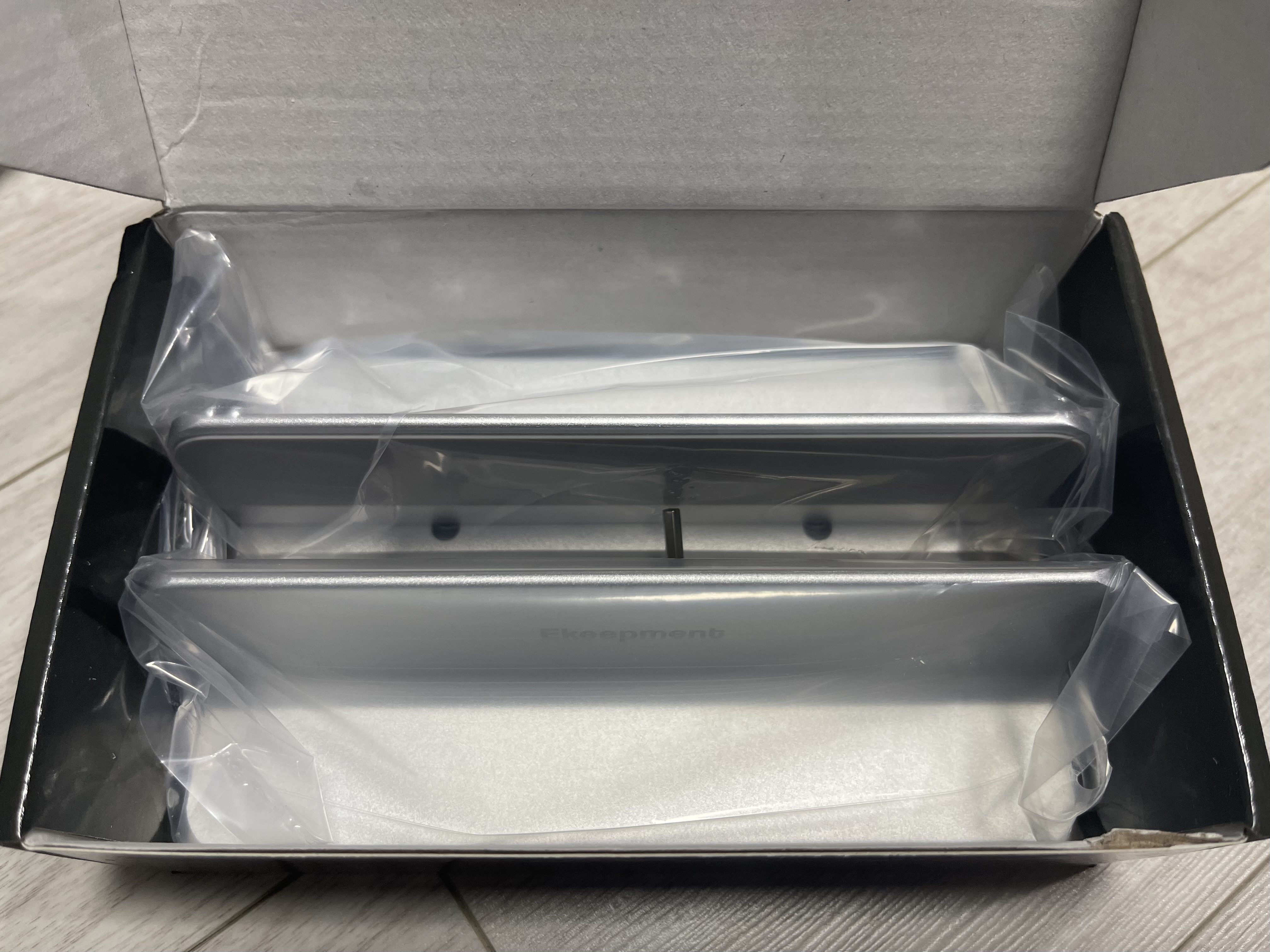 이킵먼트 노트북 수직 거치대 EMKT-VS1