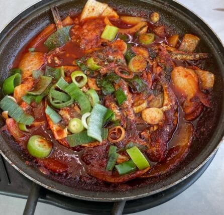 생생정보 생생현장 이화장횟집 기장 대변항 멸치맛집 2025기장멸치축제