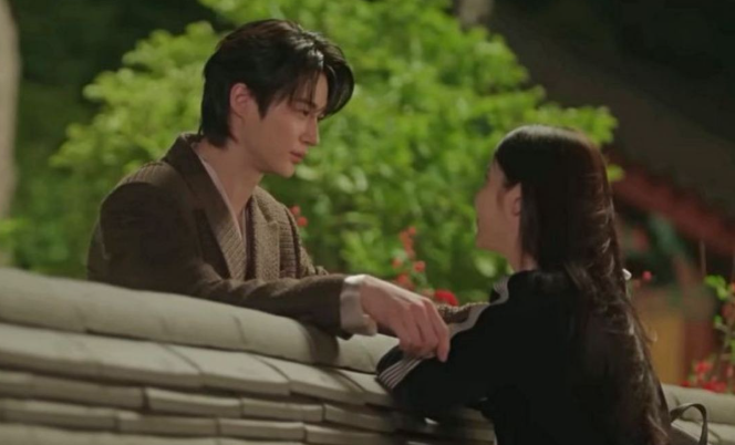 21세기 대군부인 대본집 사전예약 신청방법 가격 + 드라마 촬영장소 가볼만한곳 TOP 05