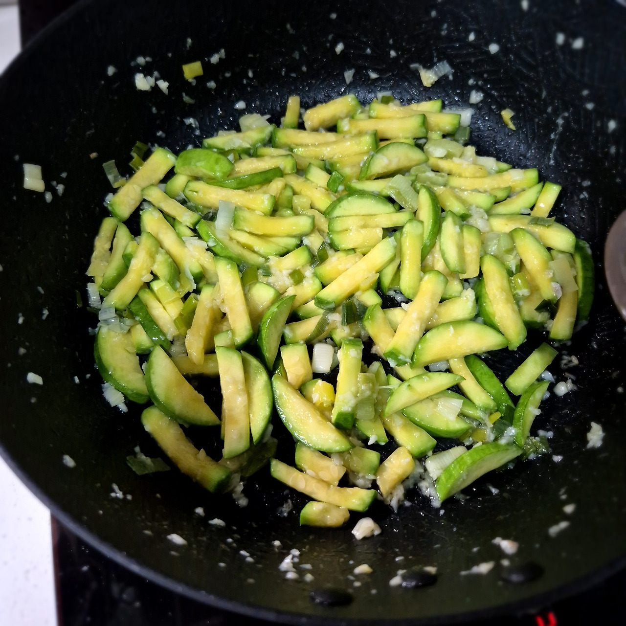 염정아 애호박 간장국수