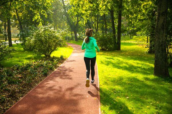 러닝 연습 코스 선택 시 주의사항 총정리: 부상&middot;사고를 줄이는 코스 고르는 법