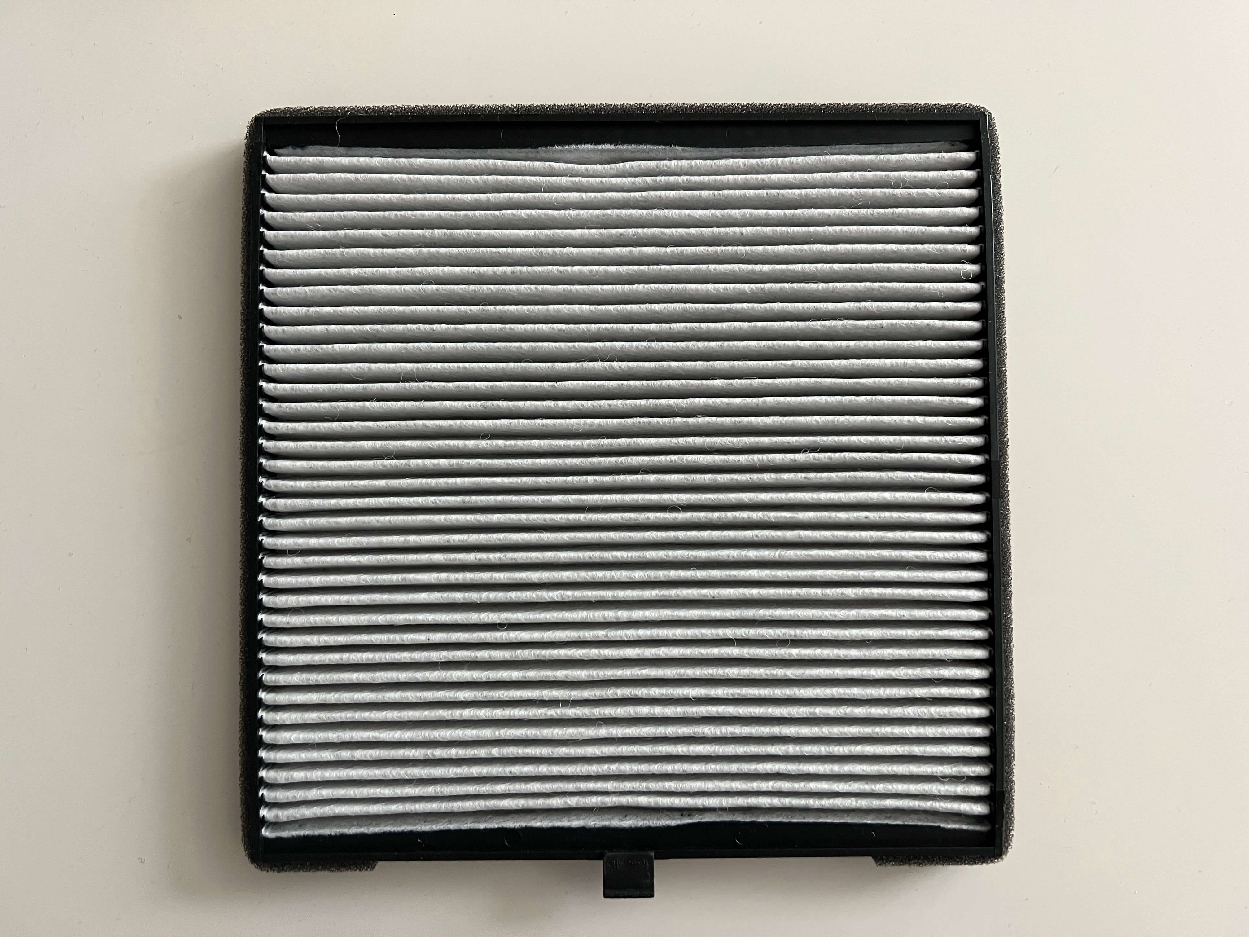 에어컨-필터-중-하나인-활성탄-필터-단면