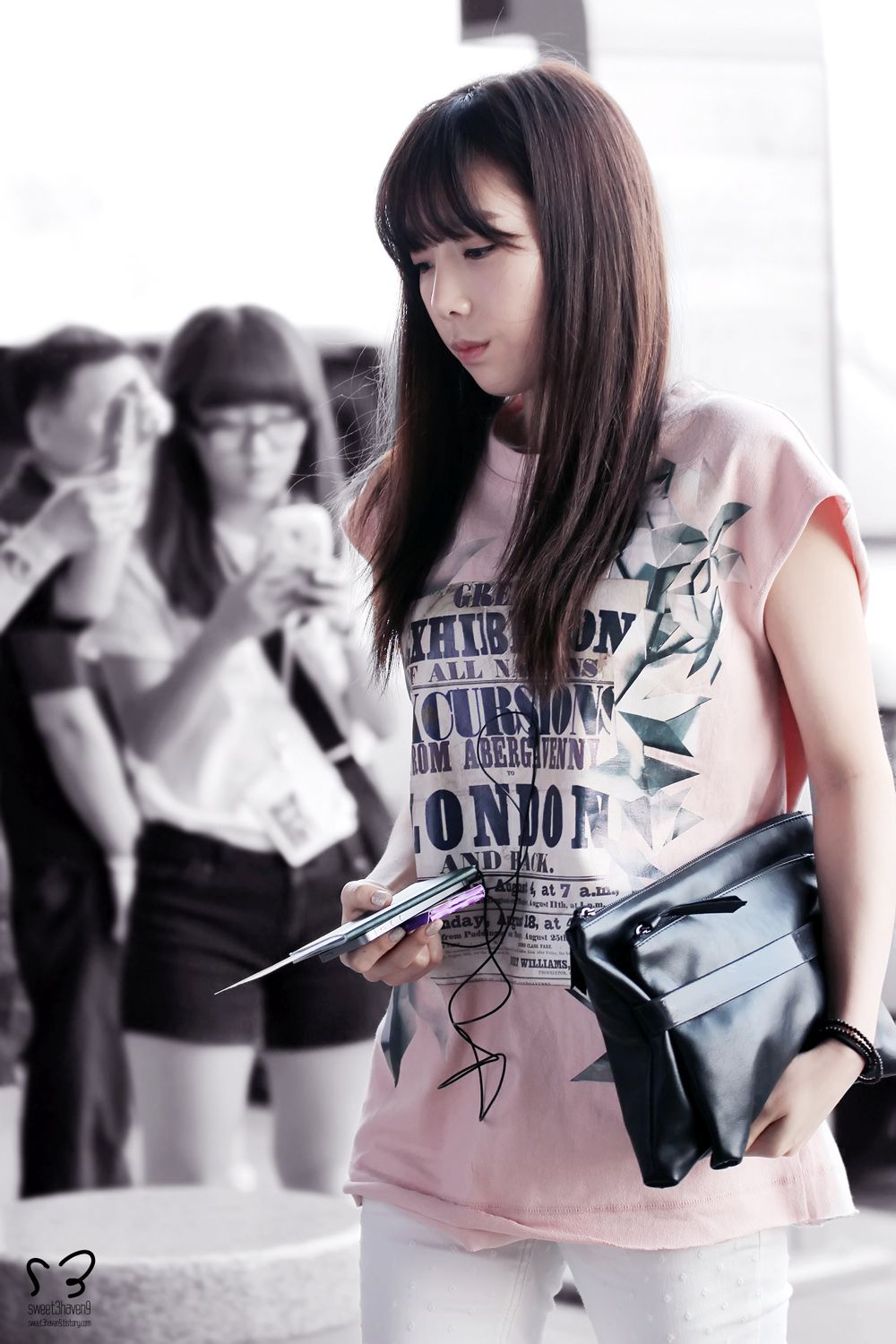 태연 공항패션 사진 태연 공항패션 사진