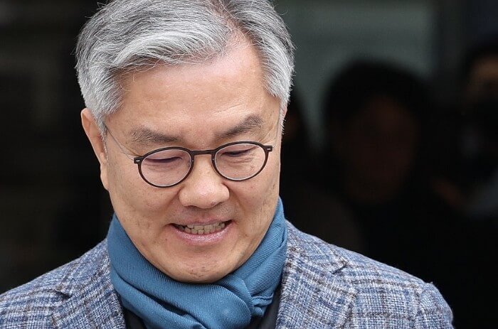 최강욱 국회의원 프로필