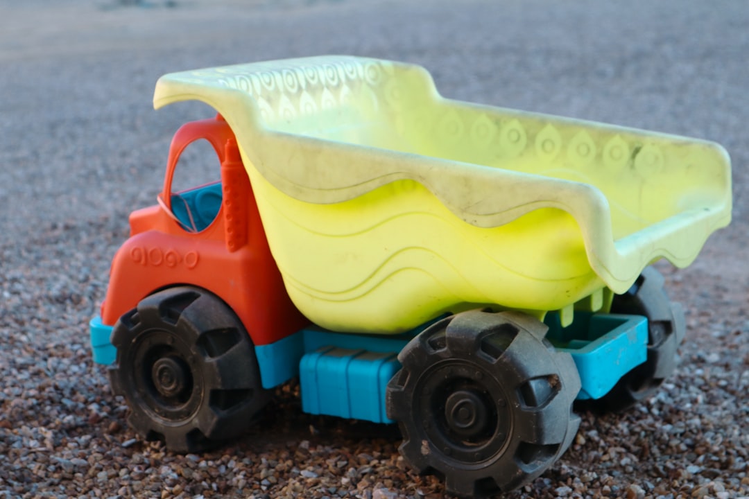 Dump truck