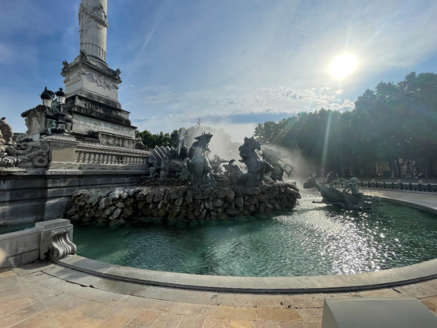 보르도 시가지-지롱드 기념비 앞 분수