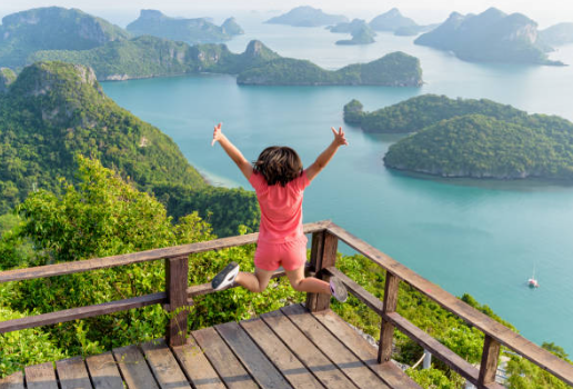 SNS에서 핫한 여행지 vs 실제 가보니 어땠을까?