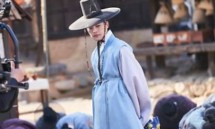 이강에는 달이 흐른다