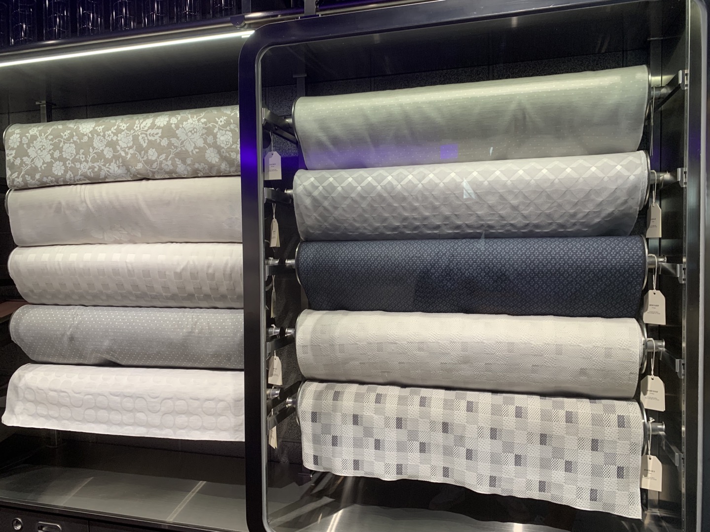 1층 매트리스 전시