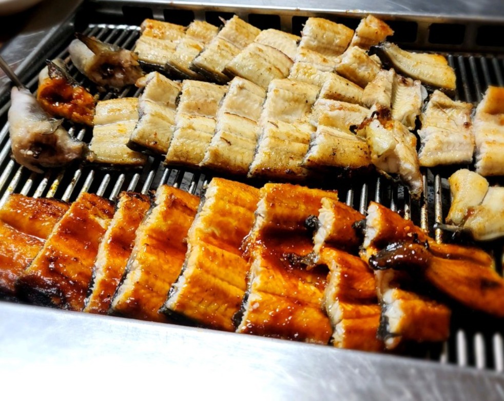 6시내고향 아산 장어구이 민물장어파김치전골 맛집의 장어구이