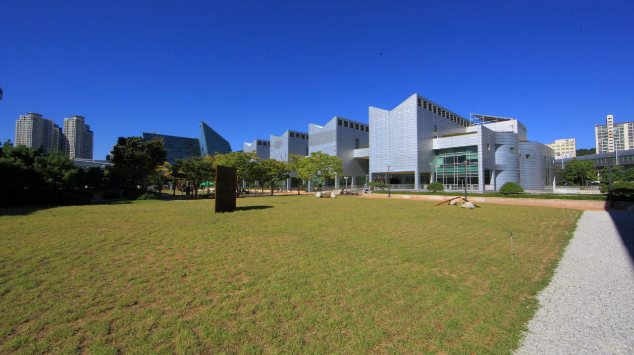 2026 부산문화누리카드로 부산시립미술관 관람도 가능하다.