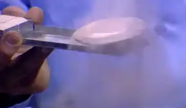 극저온 상태의 초전도체