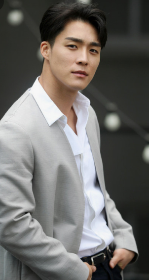 사생활유출로 논란에 휘말렸던 연예인들 TOP 7