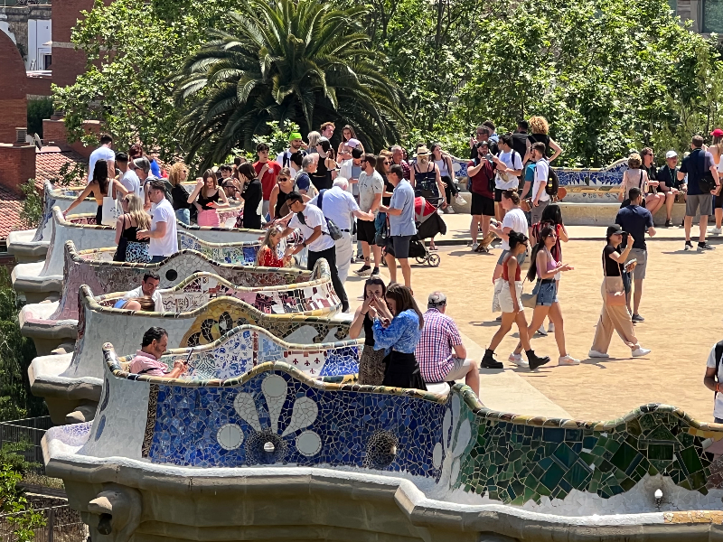 구엘 공원-The Greek Theatre 타일벤치3