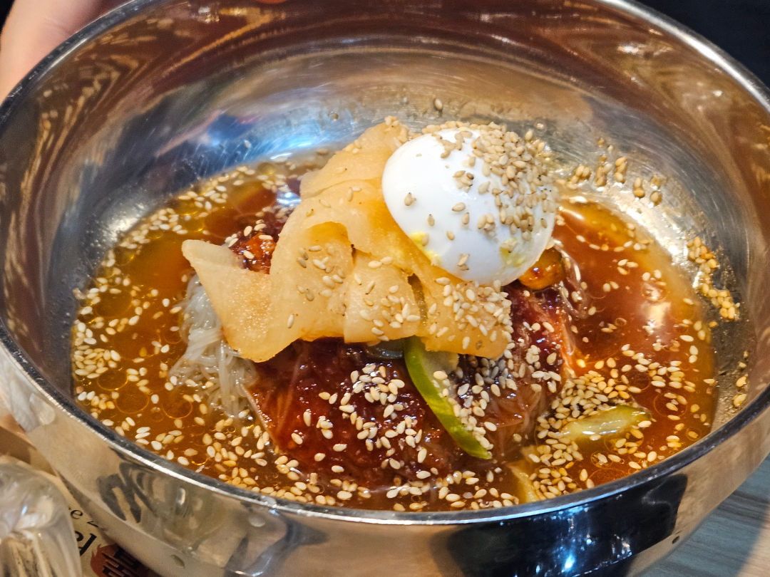 동타안 비빔냉면