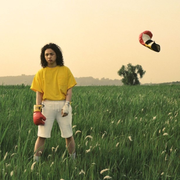 앨범 커버 사진입니다.