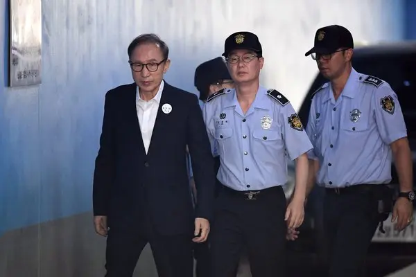후광효과 이명박