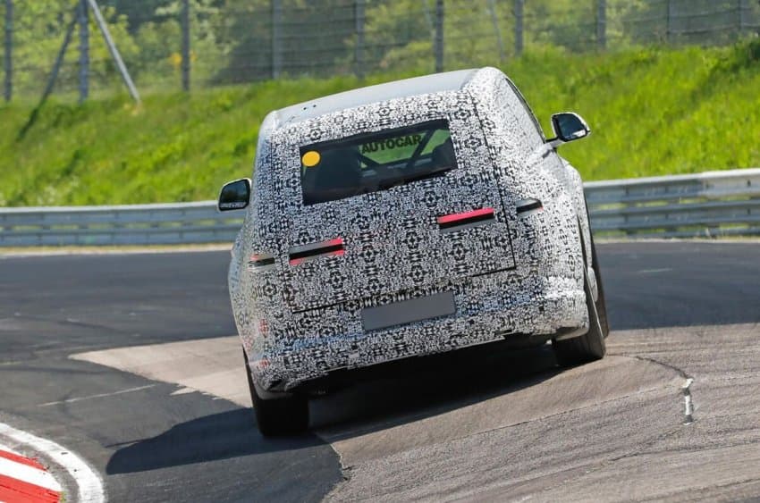 제네시스 GV90 테스트카의 뒷모습