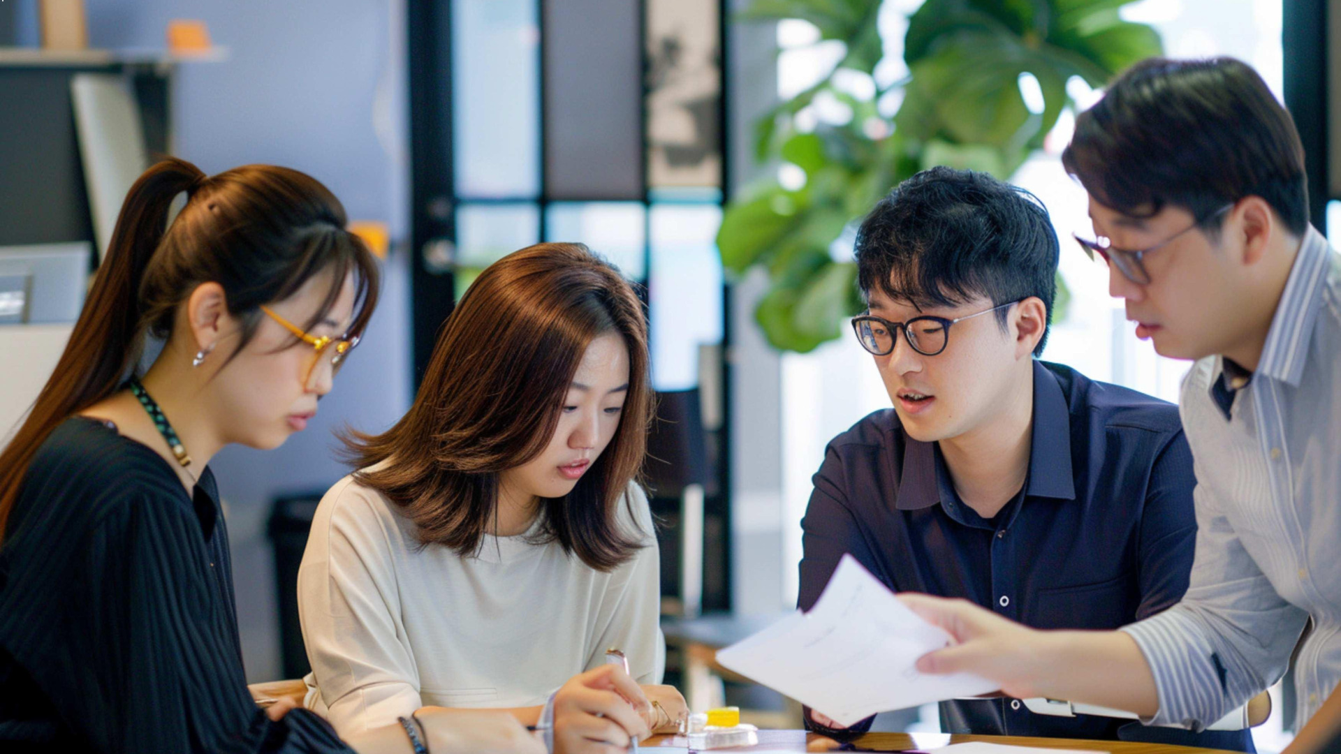 フィッティングモデル選択基準：体型、イメージ、プロフィール評価法